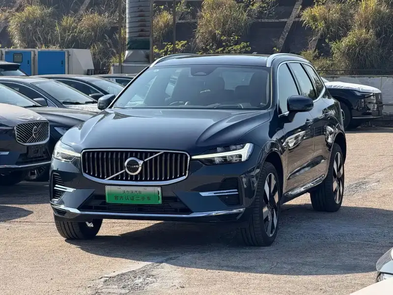 Volvo XC60 PHEV, 2024