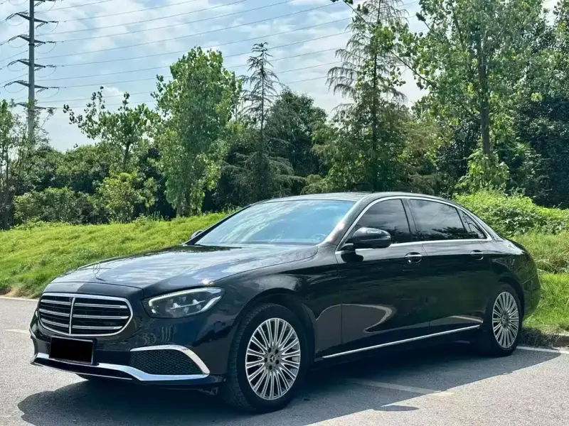 Mercedes-Benz E-Class, 2022