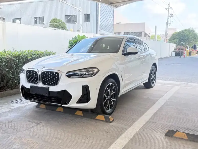 BMW X4, 2025