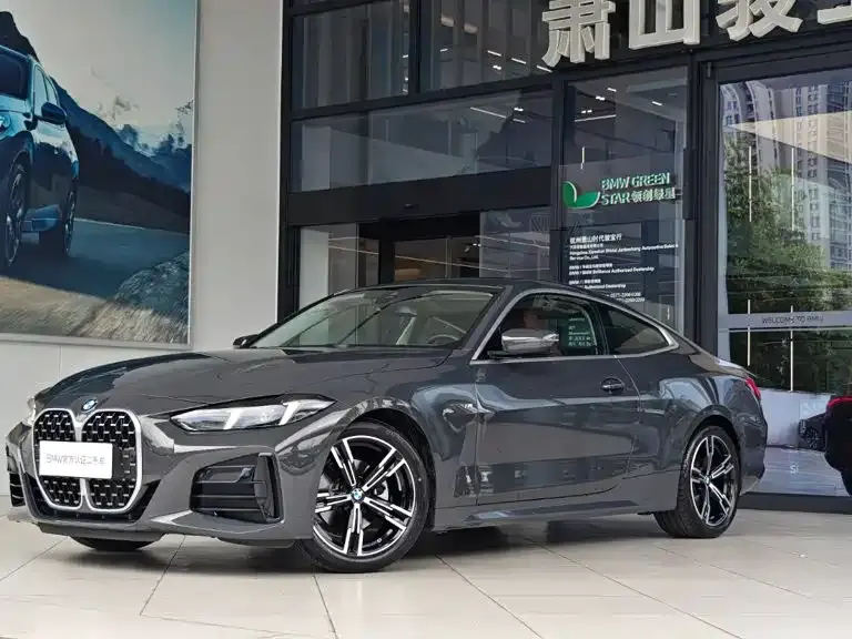 BMW 4 Series, 2025