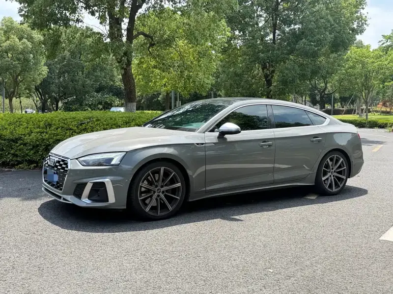 Audi S5, 2022
