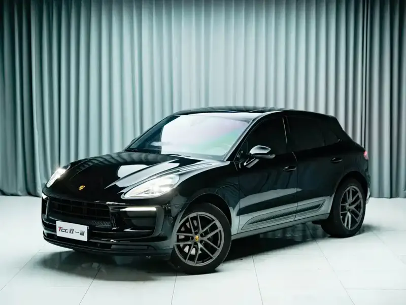 Porsche Macan, 2022