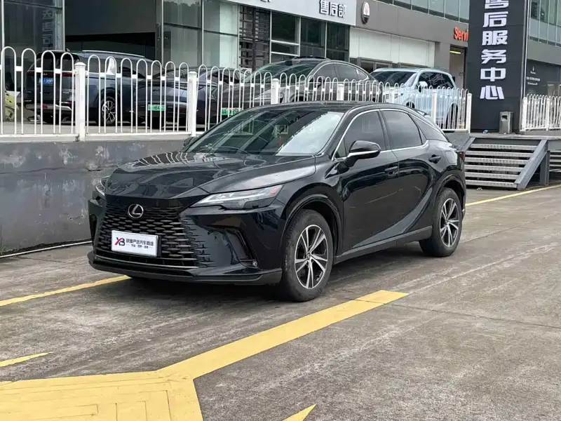Lexus RX, 2025