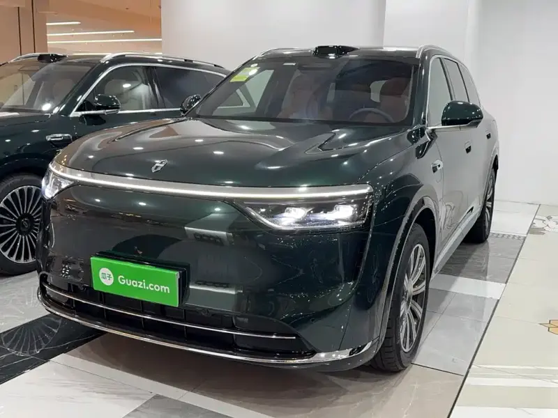 AITO M8, 2025