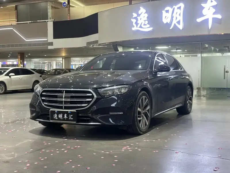 Mercedes-Benz E-Class, 2024