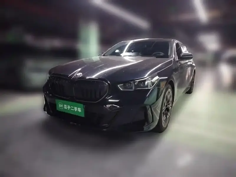BMW 5 Series, 2026