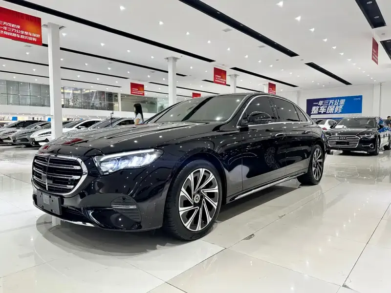 Mercedes-Benz E-Class, 2025