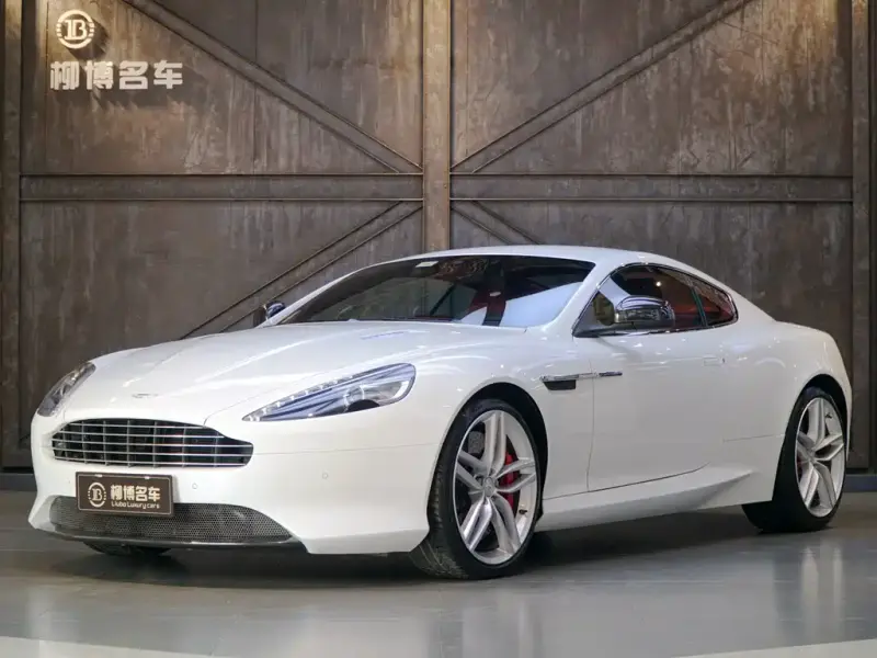 Aston Martin DB9, 2015
