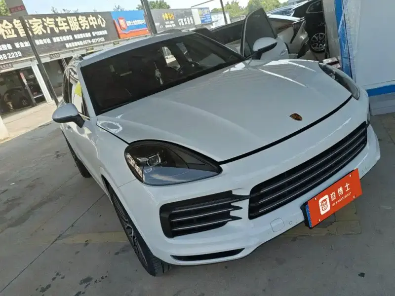 Porsche Cayenne, 2020