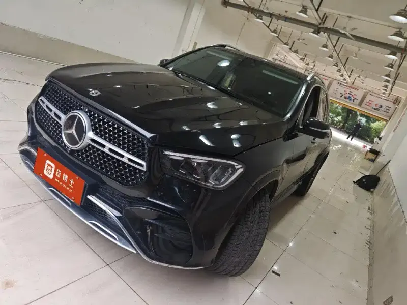 Mercedes-Benz GLE( ), 2024