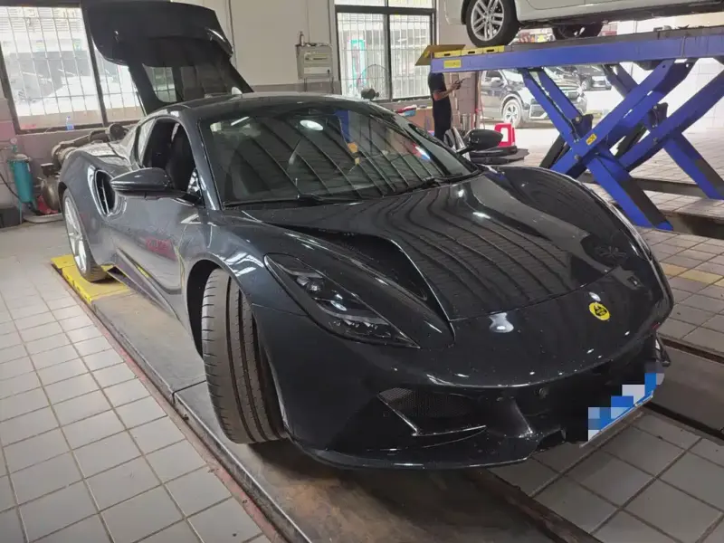 Lotus Emira, 2023