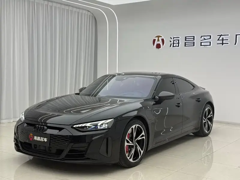 Audi RS e-tron GT, 2024
