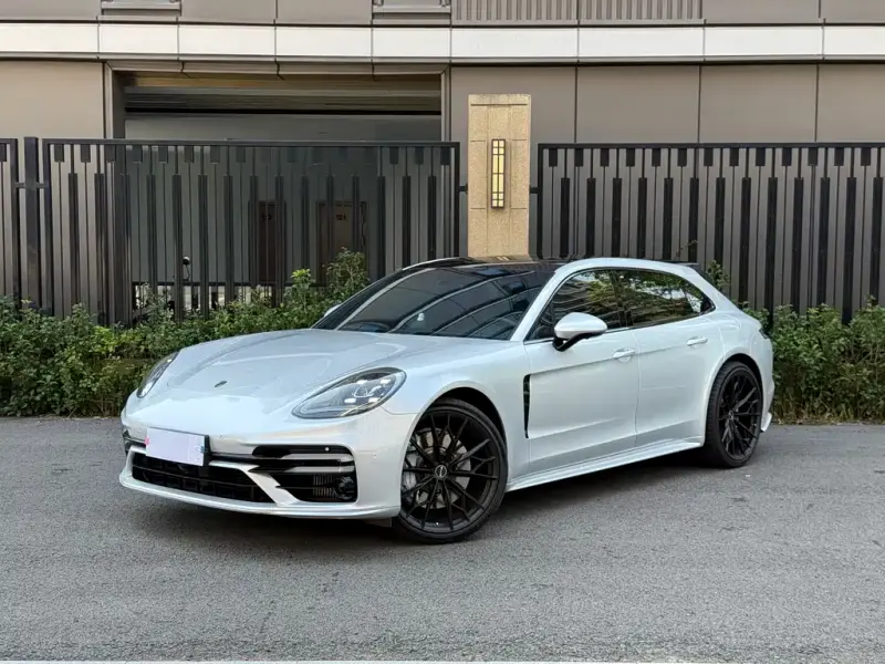 Porsche Panamera Hybrid, 2020