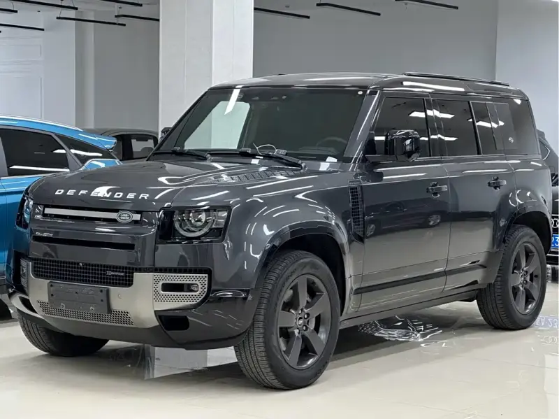 Land Rover Defender, 2023