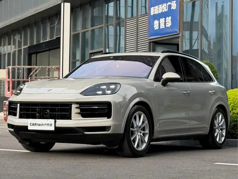 Porsche Cayenne, 2023