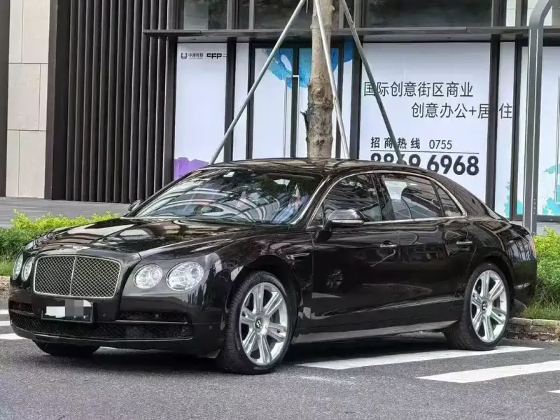 Bentley Flying Spur, 2015