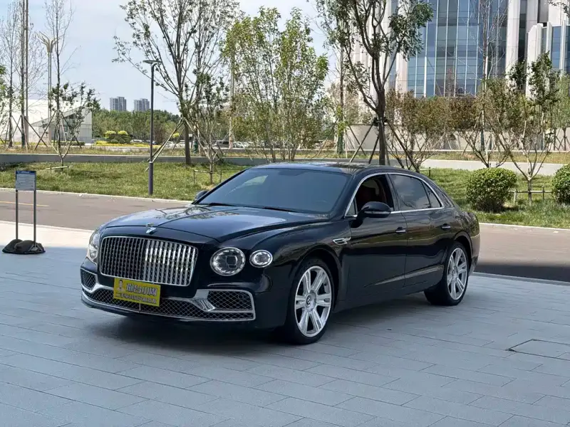 Bentley Flying Spur, 2015