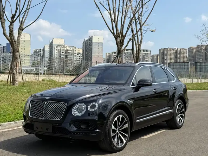 Bentley Bentayga, 2016