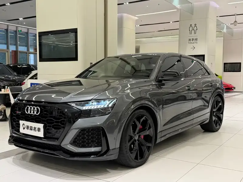 Audi RS Q8, 2021