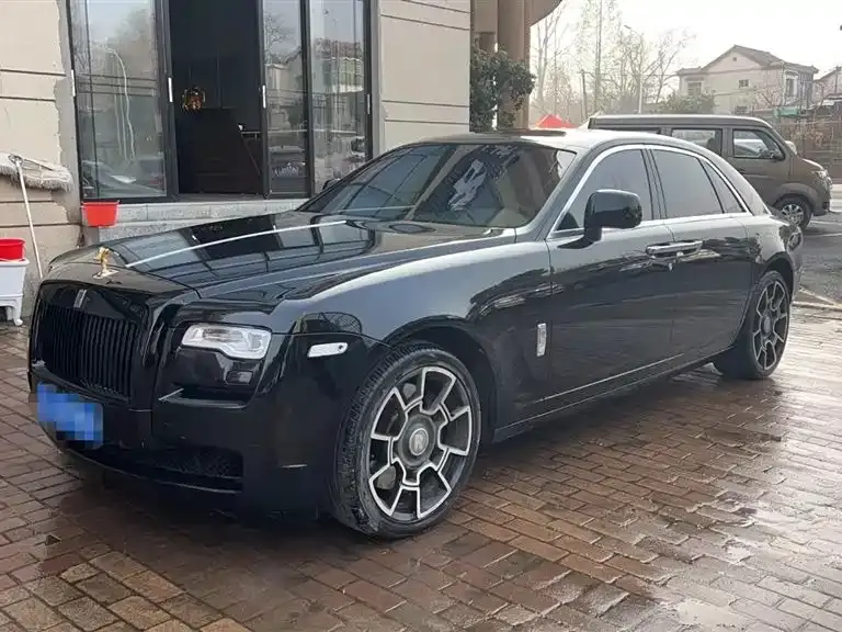 Rolls-Royce Ghost, 2011