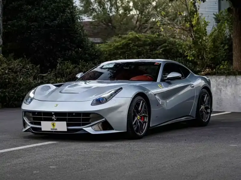 Ferrari F12berlinetta, 2014