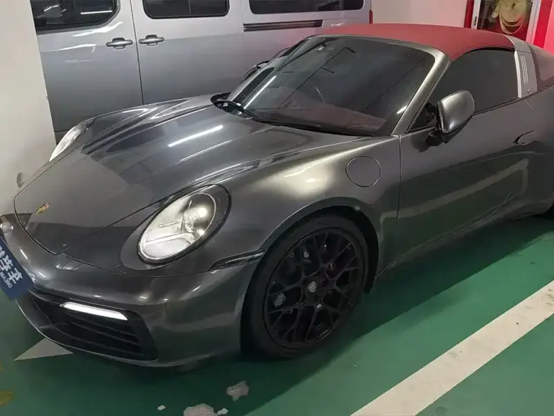 Porsche 911, 2023