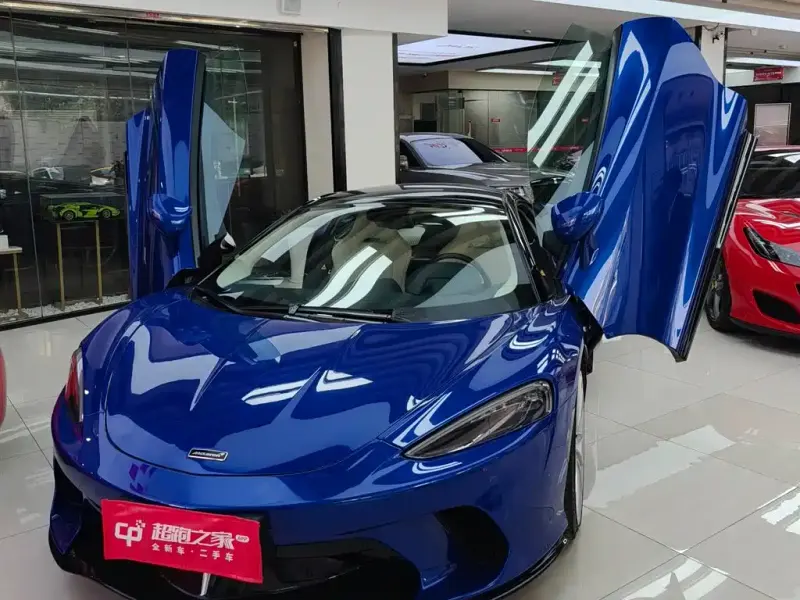 McLaren GT, 2023