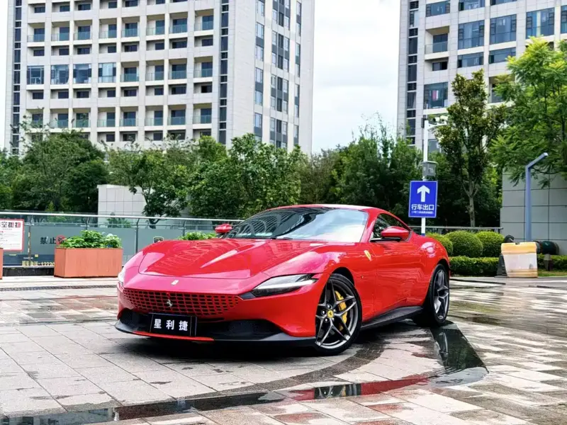 Ferrari Roma, 2021