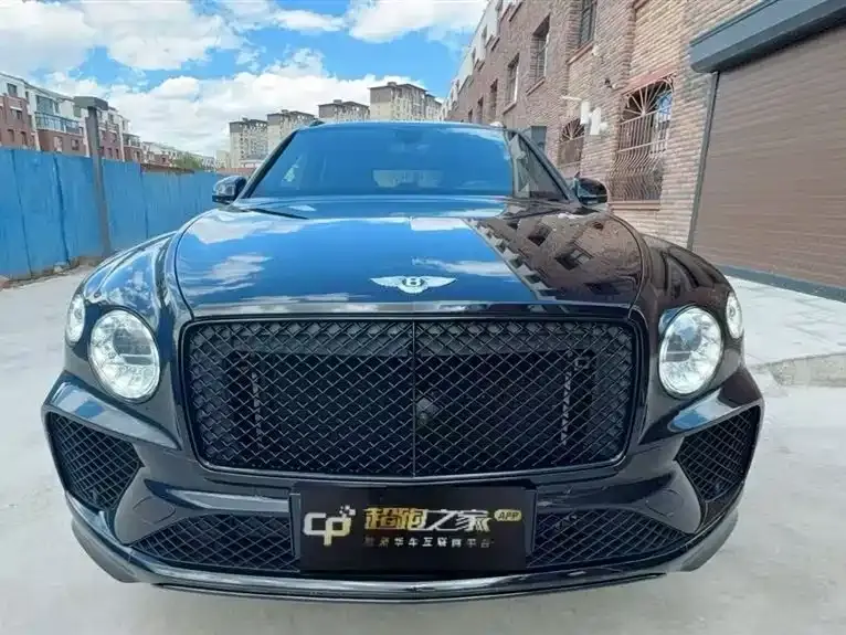 Bentley Bentayga, 2021