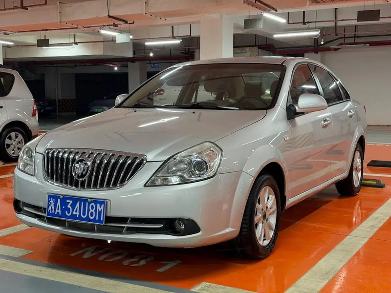Buick Excelle, 2013