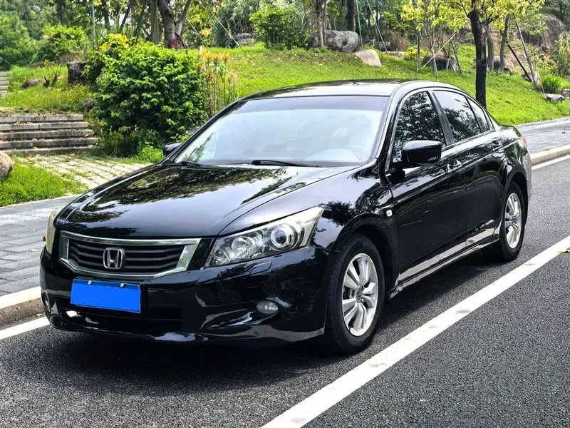 Honda Accord, 2010