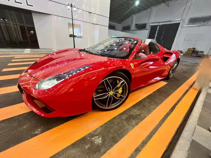 Ferrari 488, 2020