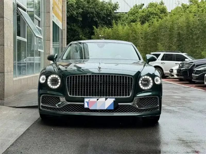 Bentley Flying Spur, 2023