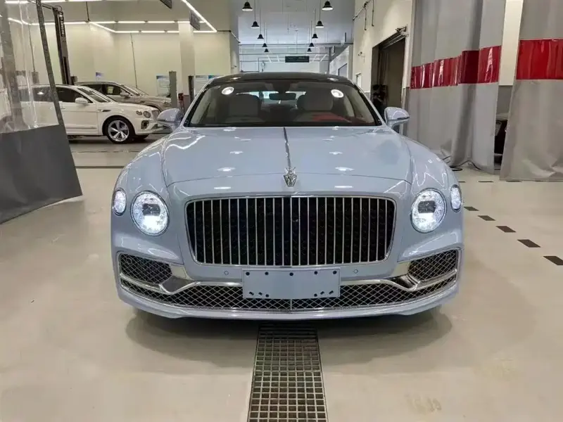 Bentley Flying Spur, 2024