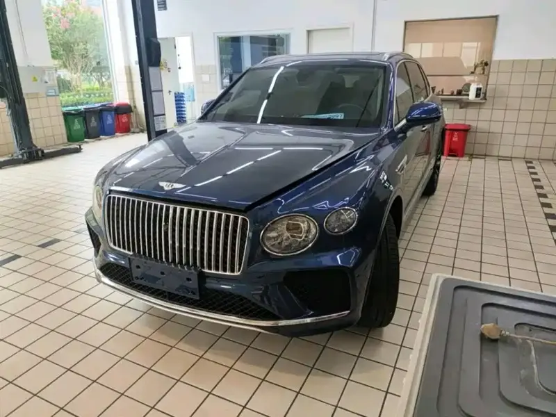 Bentley Bentayga, 2025