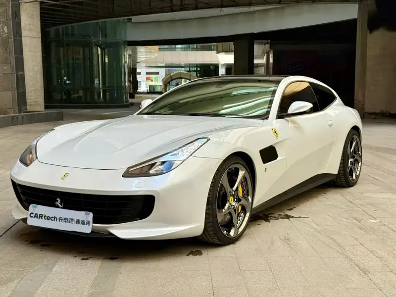 Ferrari GTC4Lusso, 2018