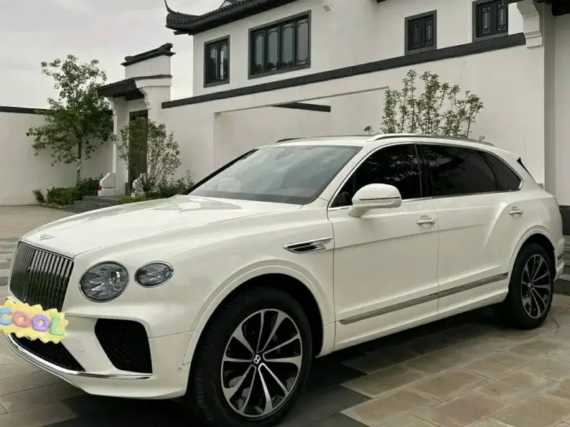 Bentley Bentayga, 2024