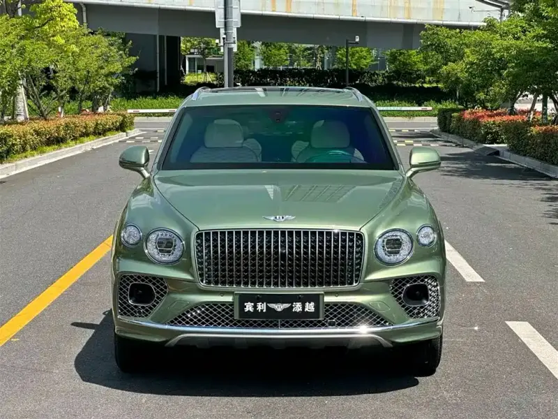 Bentley Bentayga, 2023