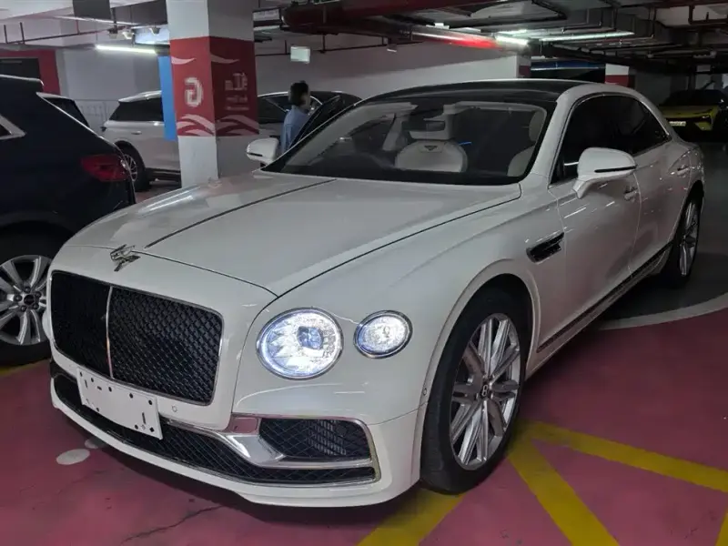 Bentley Flying Spur, 2024