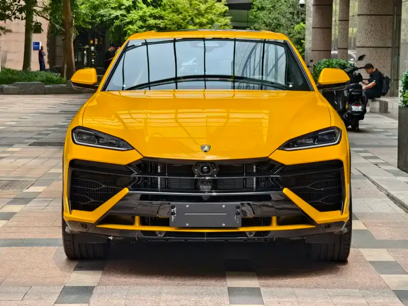 Lamborghini Urus SE, 2026