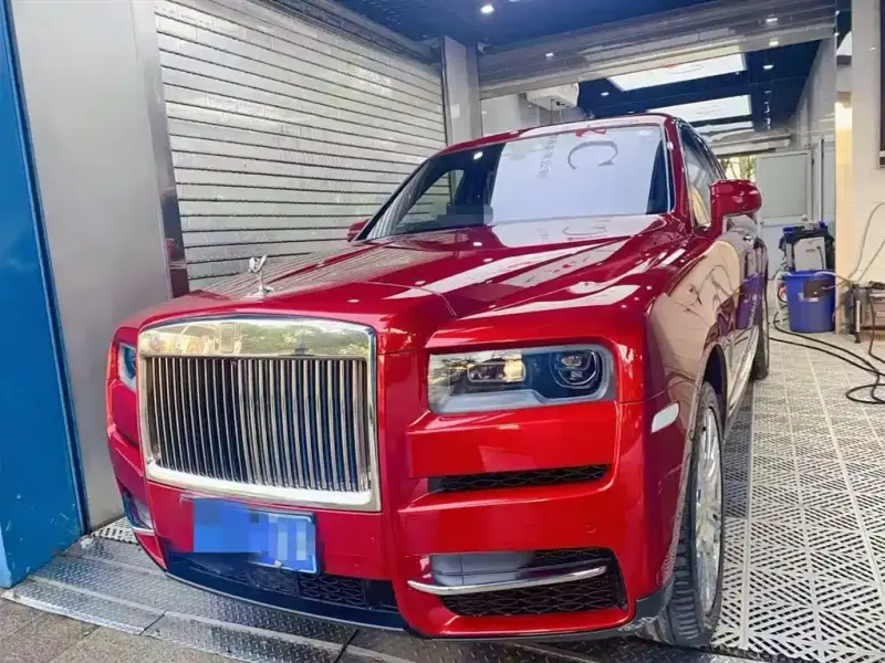 Rolls-Royce Cullinan, 2020