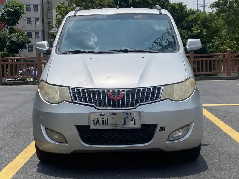 Wuling Hongguang, 2012