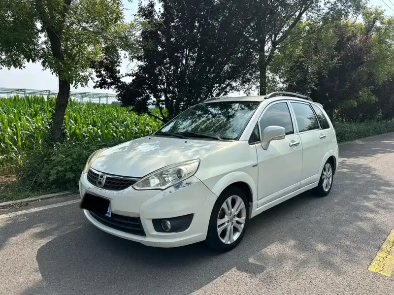 Suzuki Liana A6, 2014