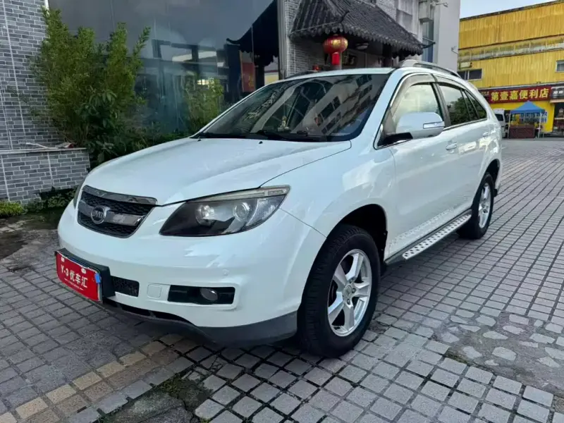 BYD S6, 2015