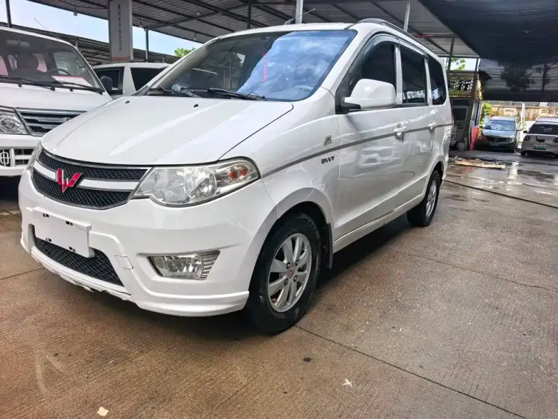 Wuling Hongguang, 2016