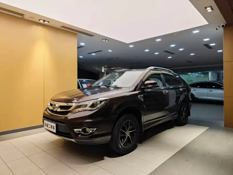 BYD S7, 2015