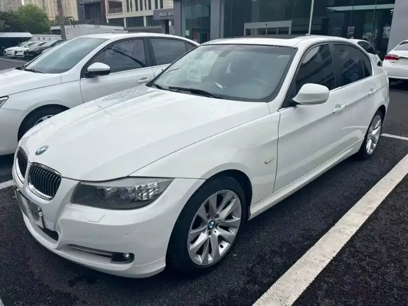BMW 3 Series, 2011
