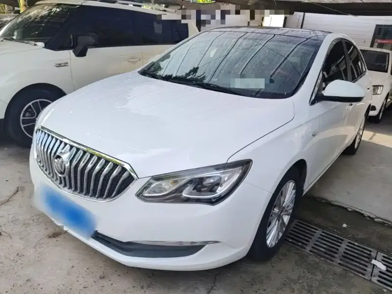 Buick Excelle, 2015
