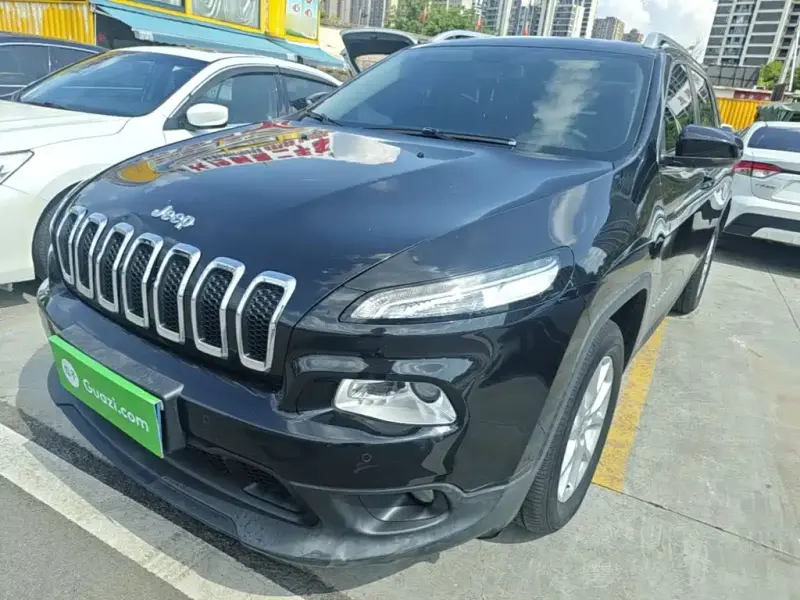 Jeep Cherokee, 2016