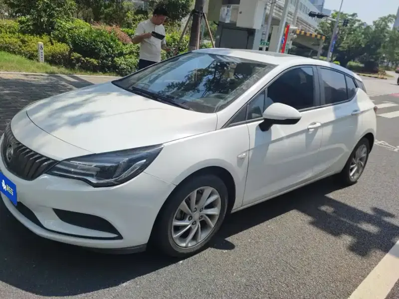 Buick Verano, 2017